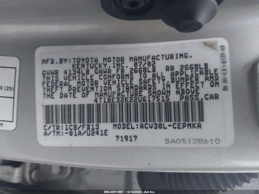 2002 Toyota Camry Le VIN: 4T1BE32K22U617515 Lot: 43911867