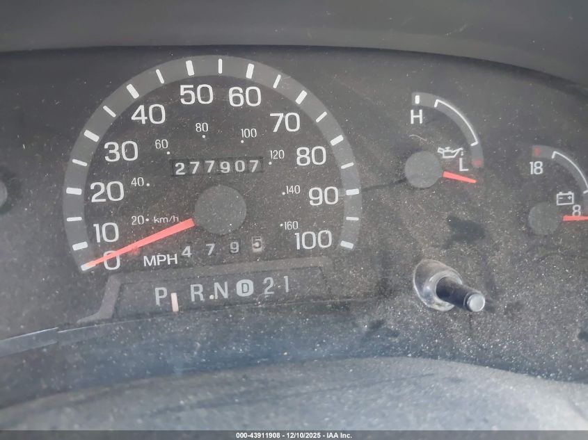 2003 Ford E-350 Super Duty Chateau/Xl/Xlt VIN: 1FBNE31L83HB47971 Lot: 43911908