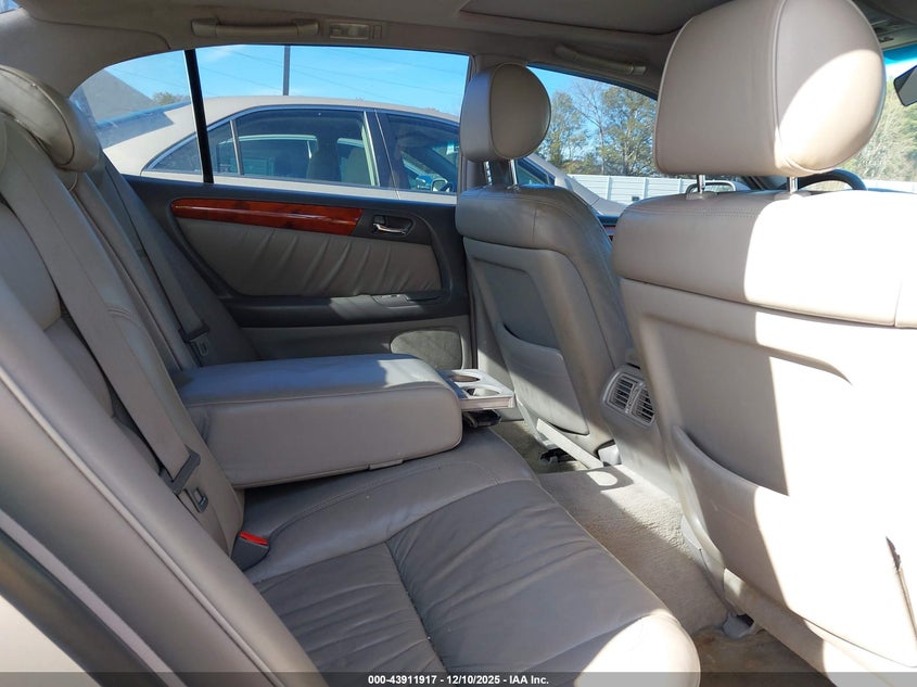 JT8BD69S440203126 2004 LEXUS GS 300 photo no. 8