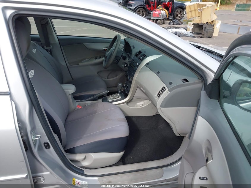 2010 TOYOTA COROLLA auction photo 5