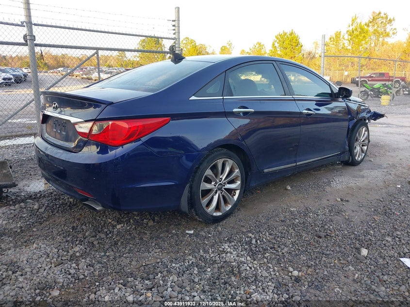 5NPEC4AC0DH670413 2013 HYUNDAI SONATA photo no. 4