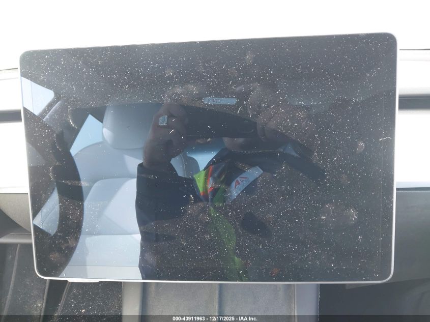 2022 Tesla Model 3 Performance Dual Motor All-Wheel Drive VIN: 5YJ3E1EC2NF138901 Lot: 43911963