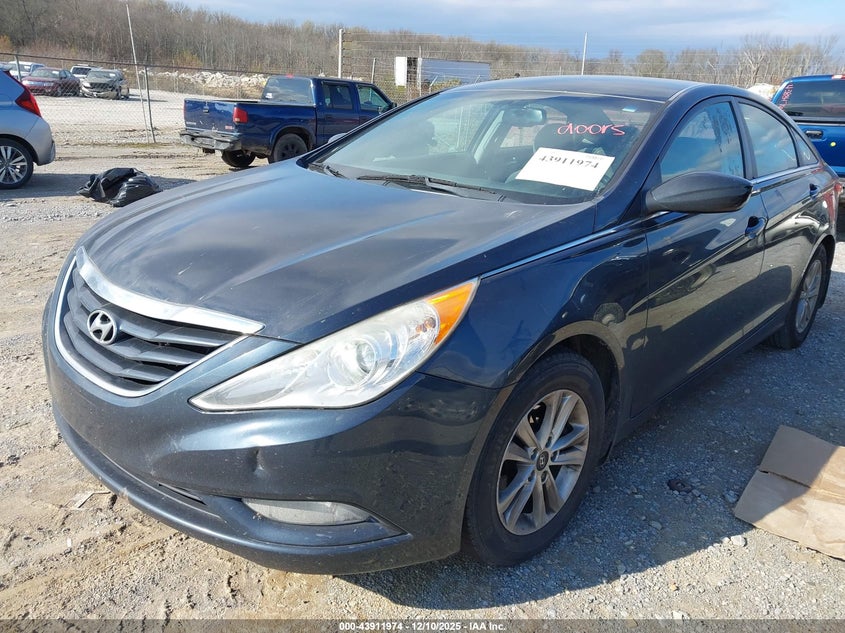 5NPEB4AC3DH669596 2013 HYUNDAI SONATA photo no. 2