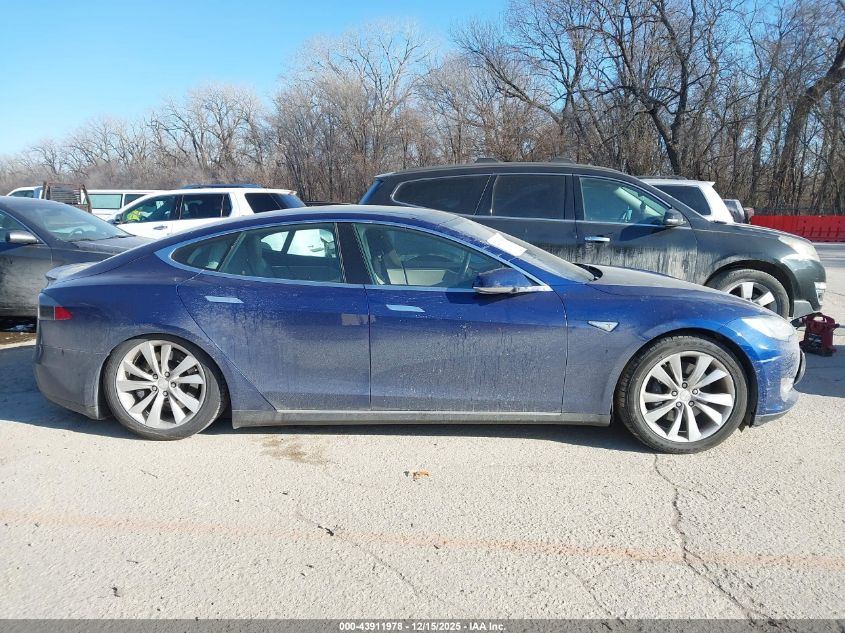 2015 Tesla Model S 70D/85D/P85D VIN: 5YJSA1H24FF094539 Lot: 43911978