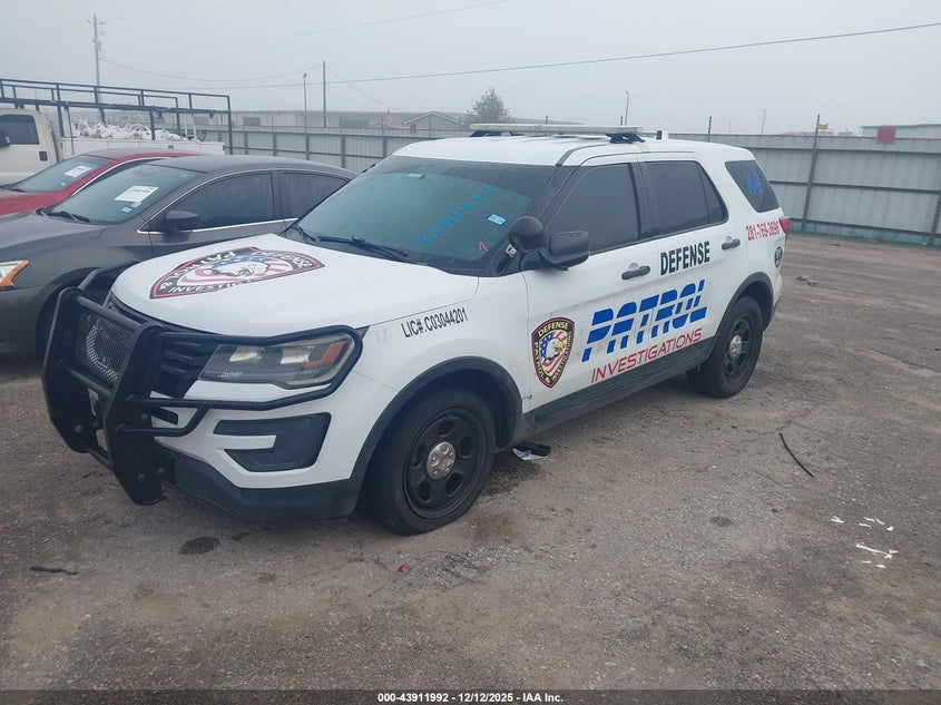 1FM5K8ARXHGC78298 2017 FORD EXPLORER photo no. 2