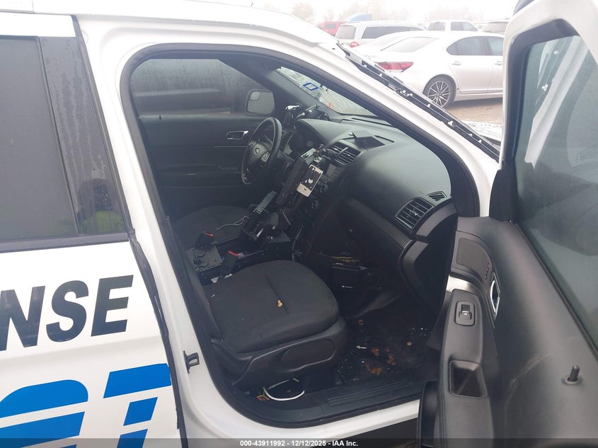 1FM5K8ARXHGC78298 2017 FORD EXPLORER photo no. 5