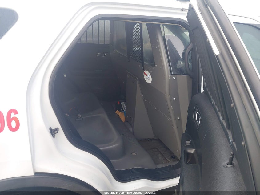1FM5K8ARXHGC78298 2017 FORD EXPLORER photo no. 8