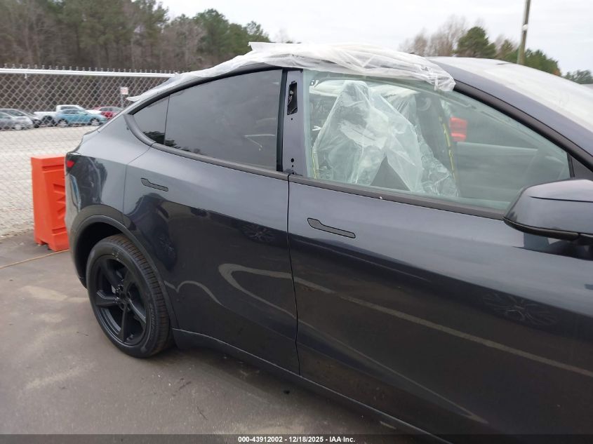 2026 Tesla Model Y Long Range Dual Motor All-Wheel Drive/Long Range Launch Series VIN: 7SAYGDEE1TA491162 Lot: 43912002