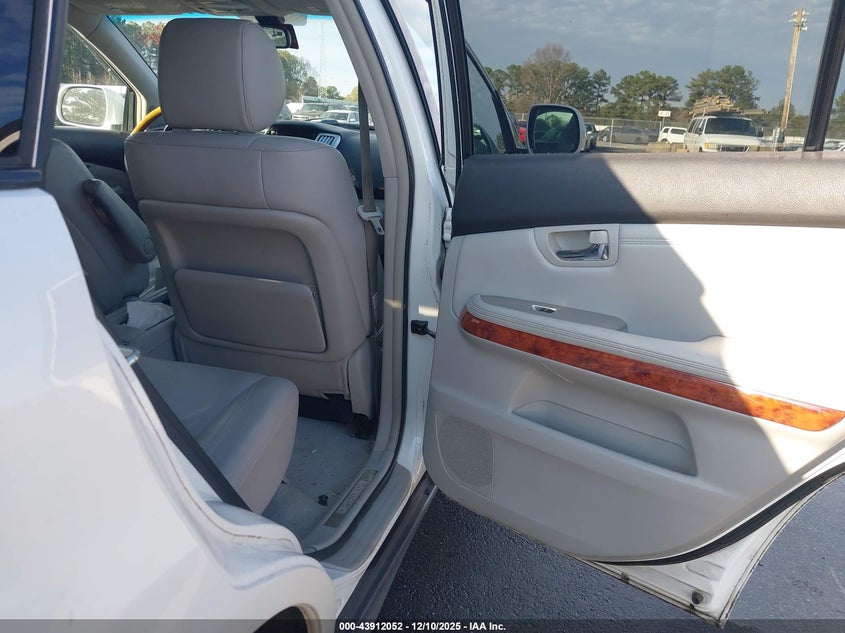 2T2GA31U66C047557 2006 LEXUS RX photo no. 8