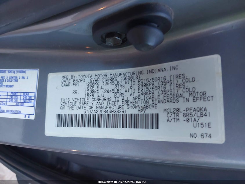 5TDZA22C04S028391 2004 TOYOTA SIENNA photo no. 9