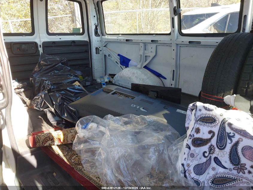 2004 Chevrolet Express VIN: 1GCEG15X841195617 Lot: 43912126