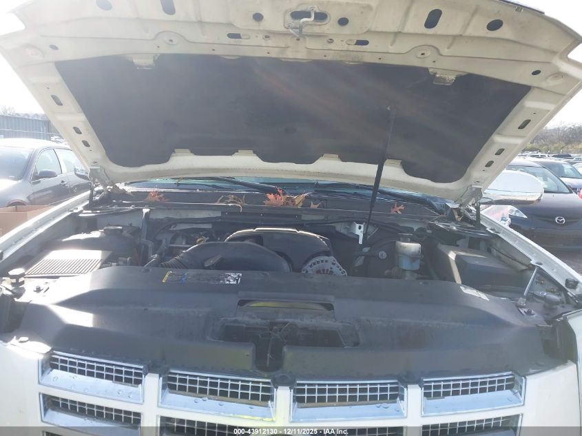 2007 Cadillac Escalade Standard VIN: 1GYFK63817R317505 Lot: 43912130