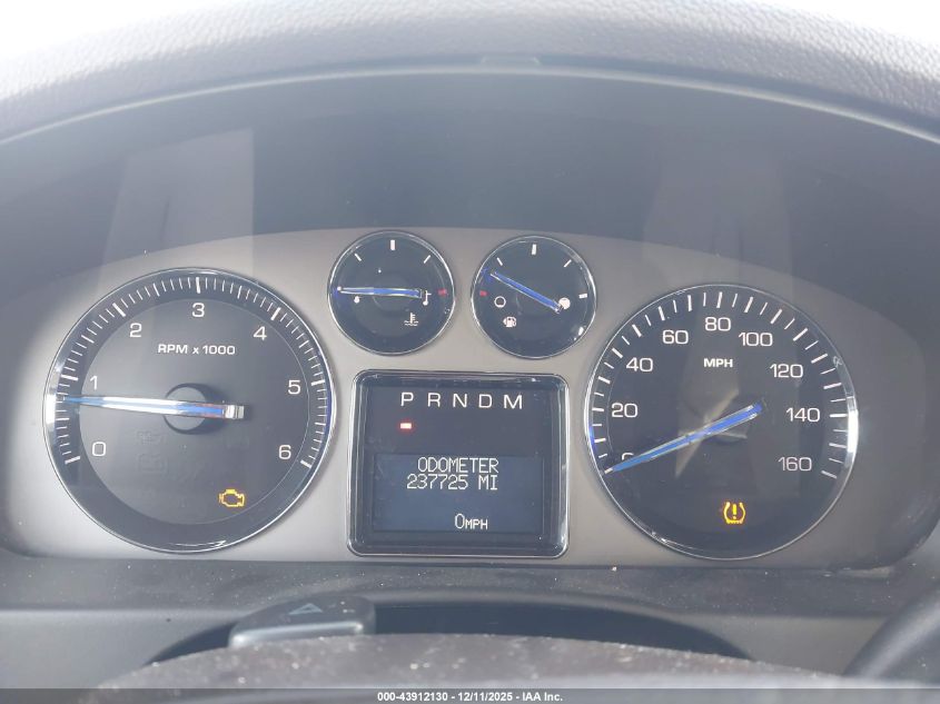 2007 Cadillac Escalade Standard VIN: 1GYFK63817R317505 Lot: 43912130