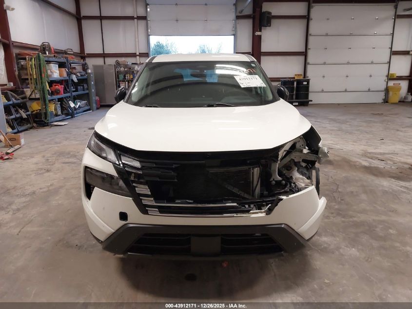 2024 Nissan Rogue S Intelligent Awd VIN: 5N1BT3AB2RC732168 Lot: 43912171