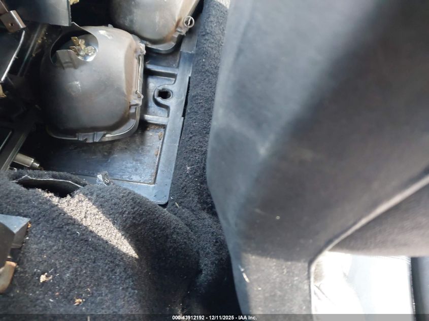 1990 Chevrolet Corvette VIN: 1G1YY2380L5105484 Lot: 43912192