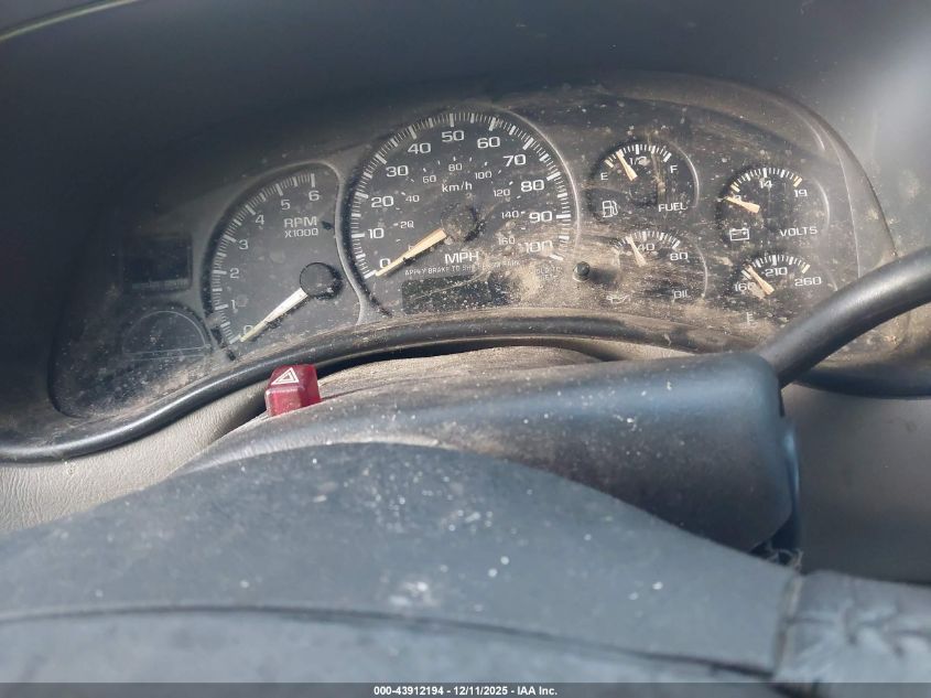 2002 GMC Yukon Xl 1500 Slt VIN: 1GKFK16ZX2J295528 Lot: 43912194