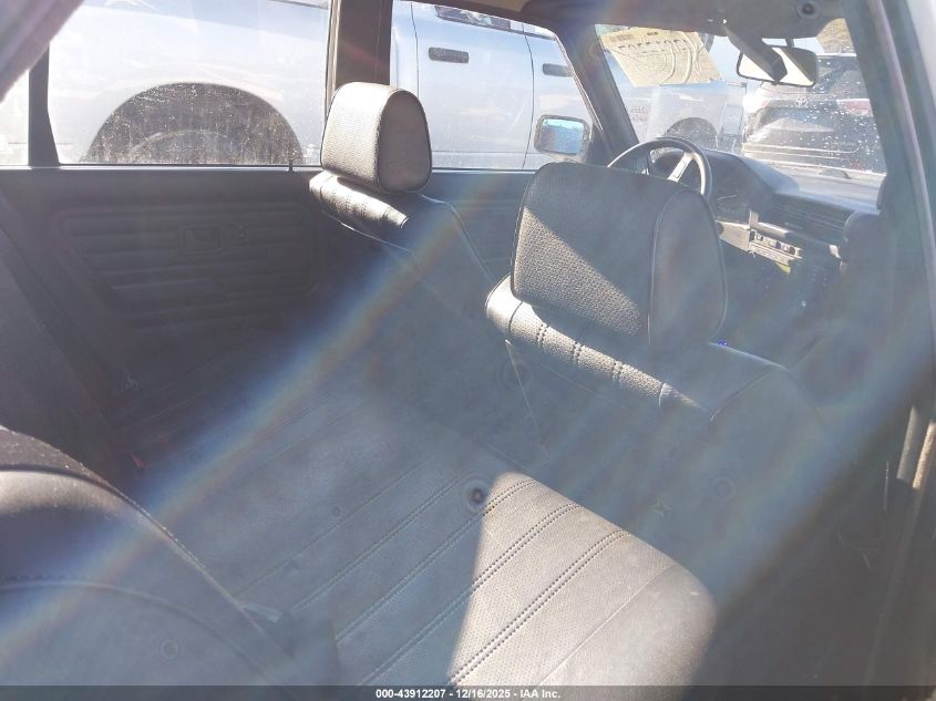 1986 BMW 325 E VIN: WBAAE5406G0989099 Lot: 43912207