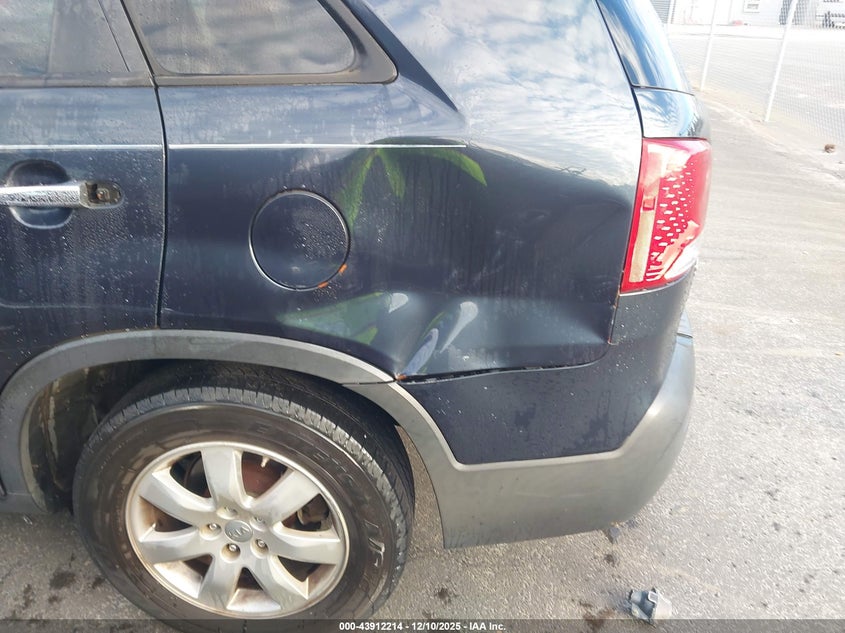 5XYKT3A61CG283236 2012 KIA SORENTO photo no. 6