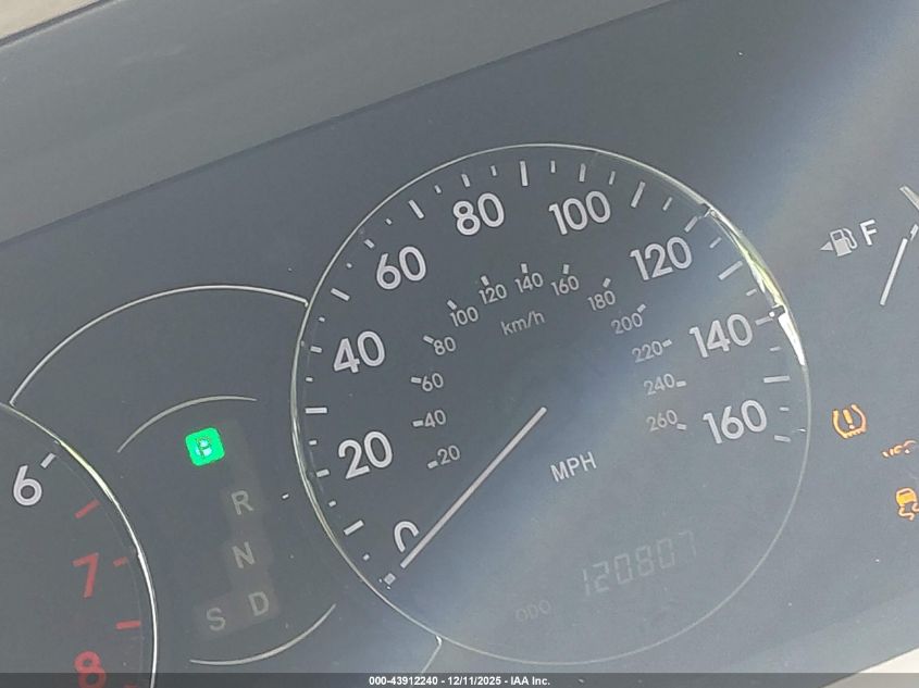 2010 Toyota Avalon Limited VIN: 4T1BK3DB8AU363426 Lot: 43912240