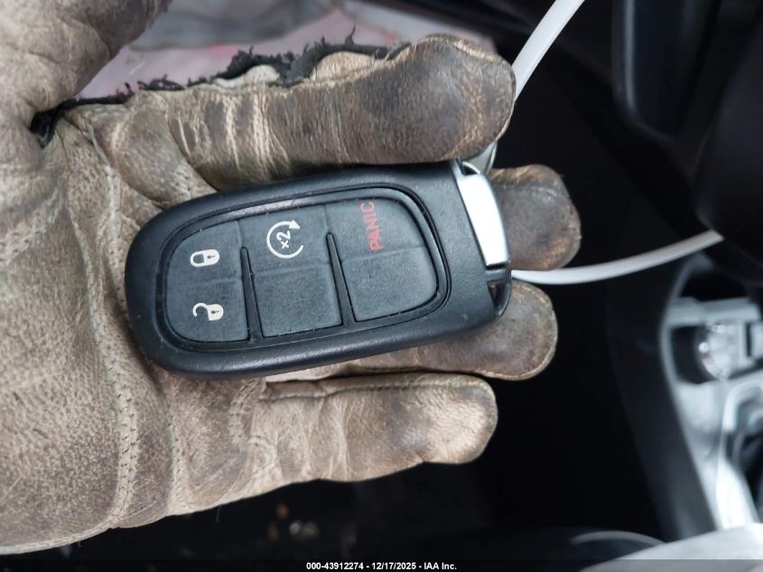 2021 Jeep Cherokee Trailhawk 4X4 VIN: 1C4PJMBX4MD113879 Lot: 43912274