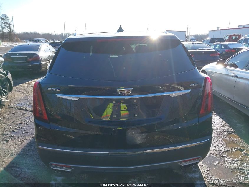 2022 Cadillac Xt5 Fwd Premium Luxury VIN: 1GYKNCRS7NZ174905 Lot: 43912278