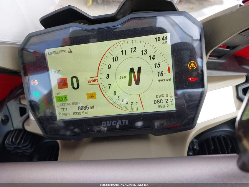 2024 Ducati Panigale V4S VIN: ZDMDAGWW1RB009931 Lot: 43912293