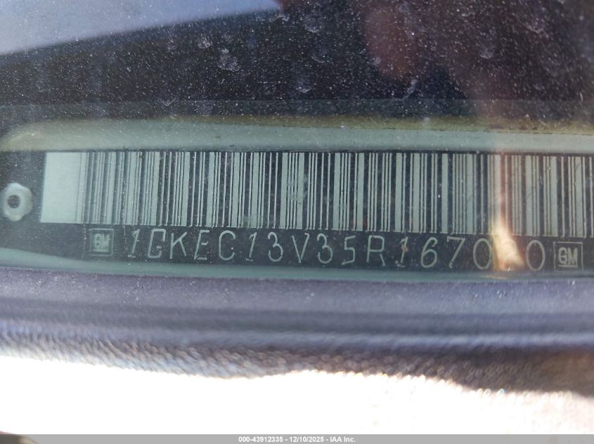2005 GMC Yukon Sle VIN: 1GKEC13V35R167020 Lot: 43912335