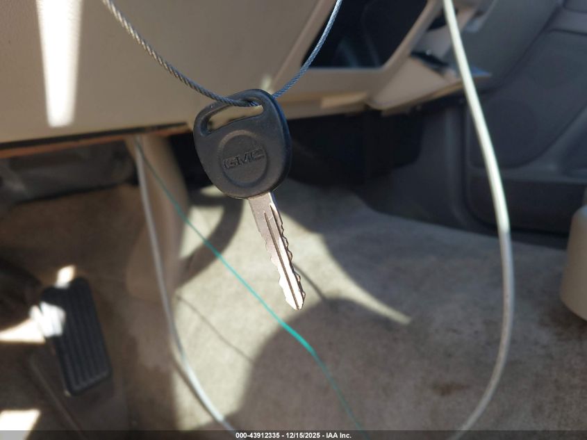 2005 GMC Yukon Sle VIN: 1GKEC13V35R167020 Lot: 43912335