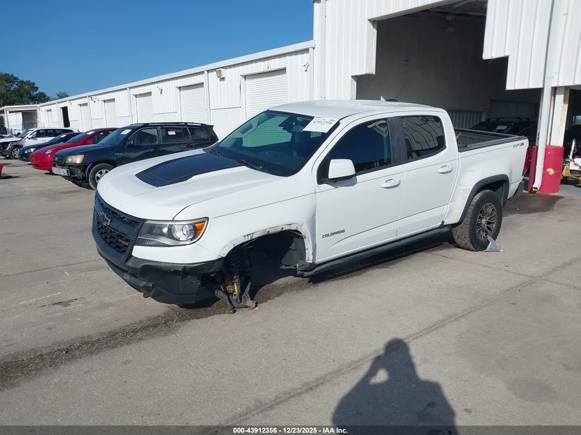 1GCGTEEN4J1105885 2018 CHEVROLET COLORADO photo no. 2