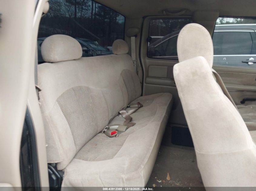 2002 Chevrolet Silverado 1500 Ls VIN: 2GCEC19T821408642 Lot: 43912386