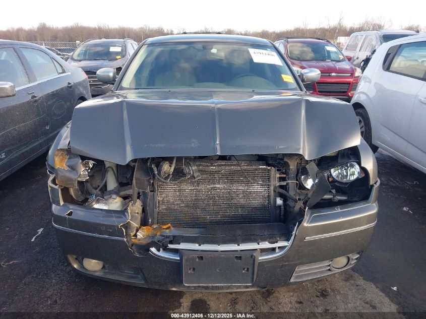 2010 Chrysler 300 Touring/Signature Series/Executive Series VIN: 2C3CA5CV2AH132211 Lot: 43912406