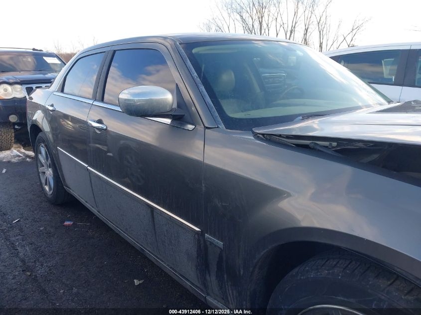 2010 Chrysler 300 Touring/Signature Series/Executive Series VIN: 2C3CA5CV2AH132211 Lot: 43912406