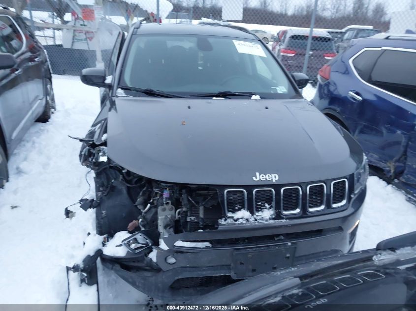 2017 Jeep New Compass Latitude 4X4 VIN: 3C4NJDBB8HT692385 Lot: 43912472