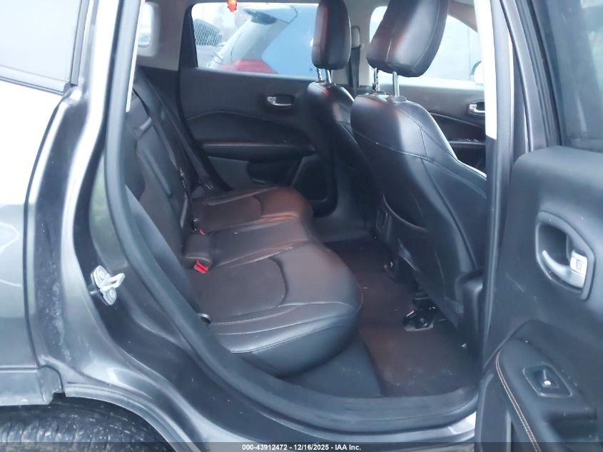 2017 Jeep New Compass Latitude 4X4 VIN: 3C4NJDBB8HT692385 Lot: 43912472