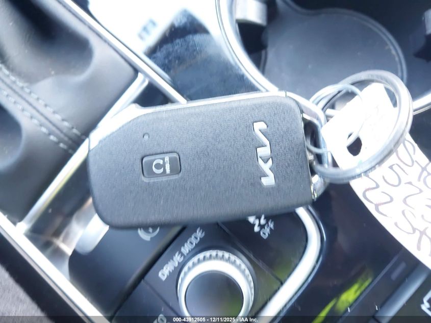 2022 Kia Stinger Gt-Line VIN: KNAE35LD6N6116216 Lot: 43912505