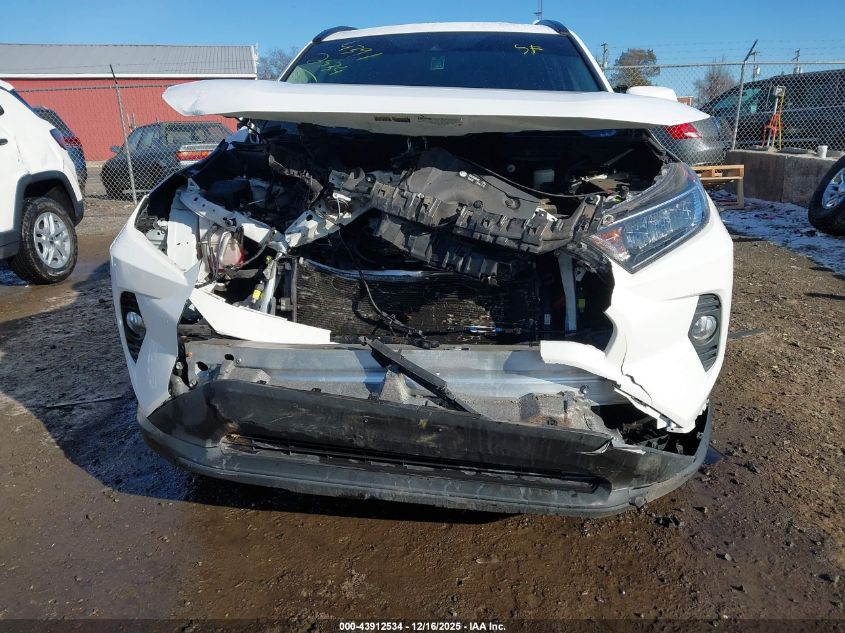 2020 Toyota Rav4 Xle VIN: 2T3W1RFV4LC053798 Lot: 43912534