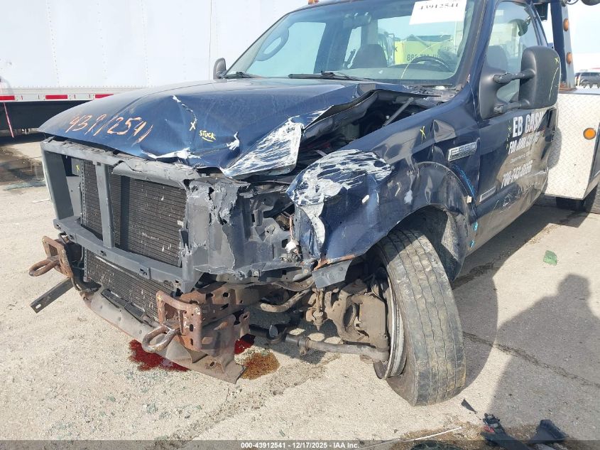 2005 Ford F-550 Xl/Xlt VIN: 1FDAF56P05EC25805 Lot: 43912541