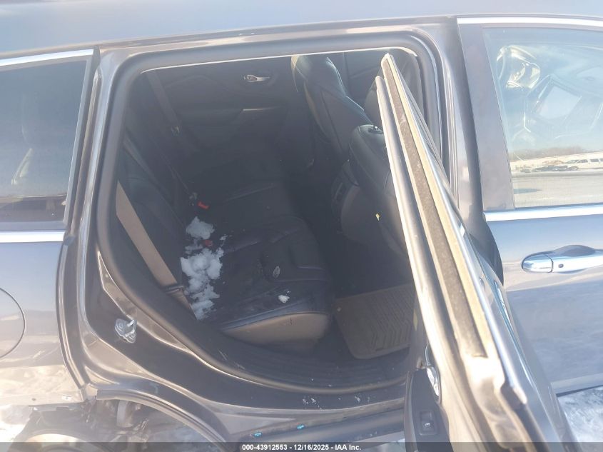 2019 Jeep Cherokee Limited 4X4 VIN: 1C4PJMDX4KD424108 Lot: 43912553