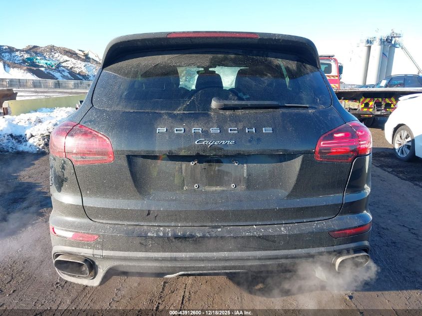 2017 Porsche Cayenne Platinum Edition VIN: WP1AA2A22HKA85743 Lot: 43912600