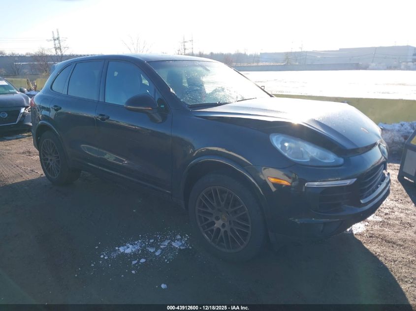 2017 Porsche Cayenne Platinum Edition VIN: WP1AA2A22HKA85743 Lot: 43912600