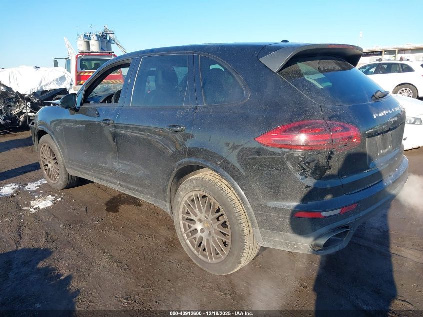 2017 Porsche Cayenne Platinum Edition VIN: WP1AA2A22HKA85743 Lot: 43912600