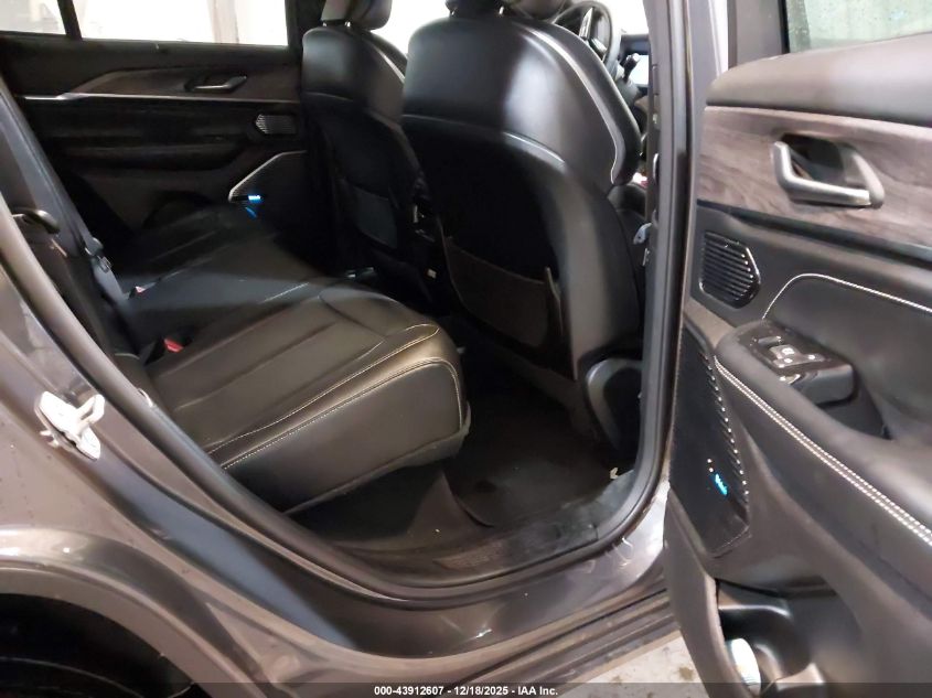 2022 Jeep Grand Cherokee Overland 4X4 VIN: 1C4RJHDG5N8627425 Lot: 43912607