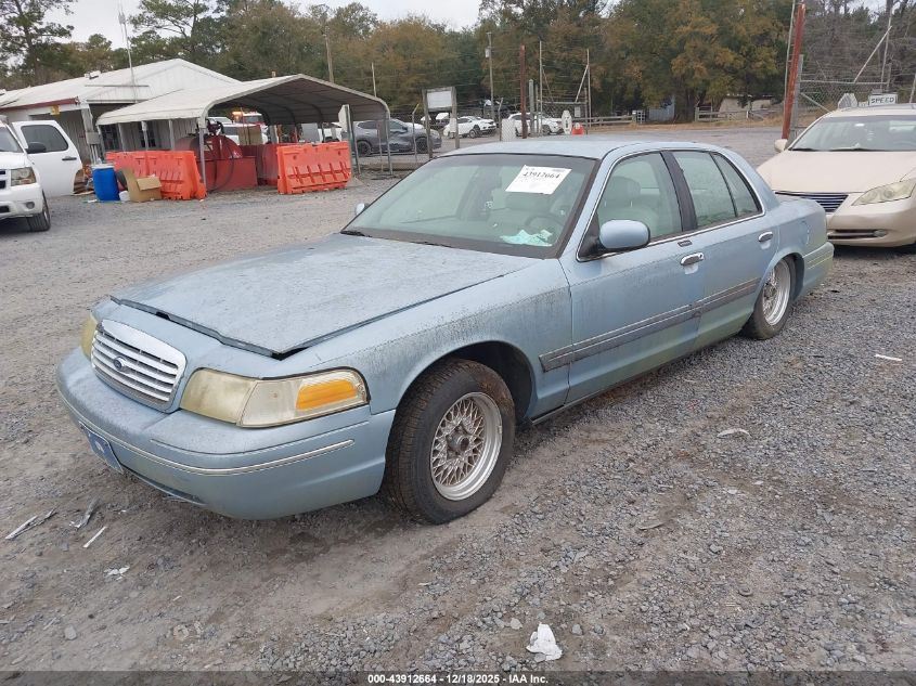 2FAFP74W4XX232681 1999 FORD CROWN VICTORIA photo no. 2