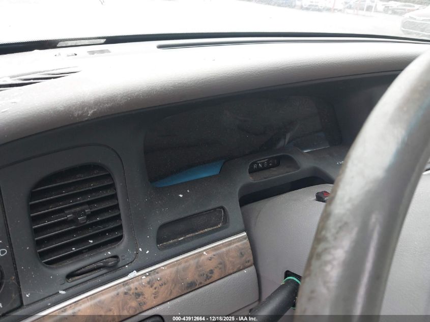 1999 Ford Crown Victoria Lx VIN: 2FAFP74W4XX232681 Lot: 43912664