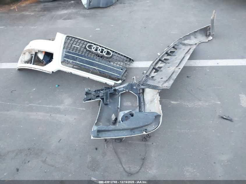 2010 Audi Q5 3.2 Premium VIN: WA1LKAFP3AA081888 Lot: 43912765