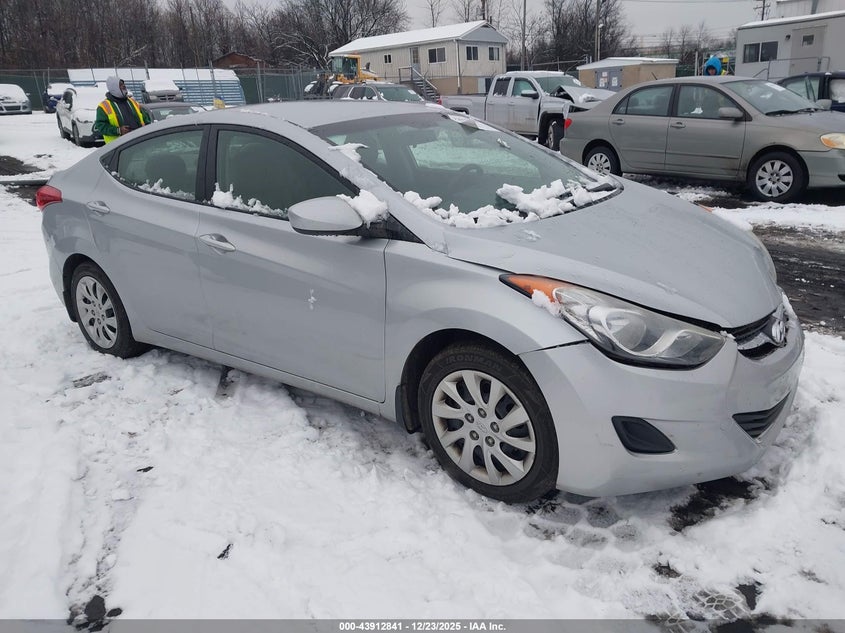 5NPDH4AE1CH104094 2012 Hyundai Elantra Gls auction photo 1