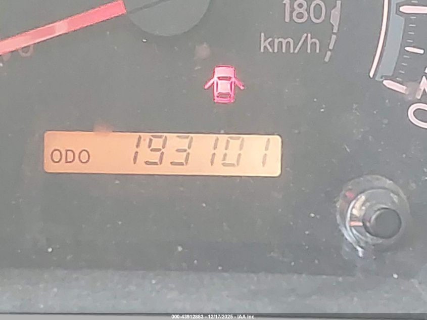 2011 Toyota Tundra Grade 5.7L V8 VIN: 5TFDW5F17BX194002 Lot: 43912883