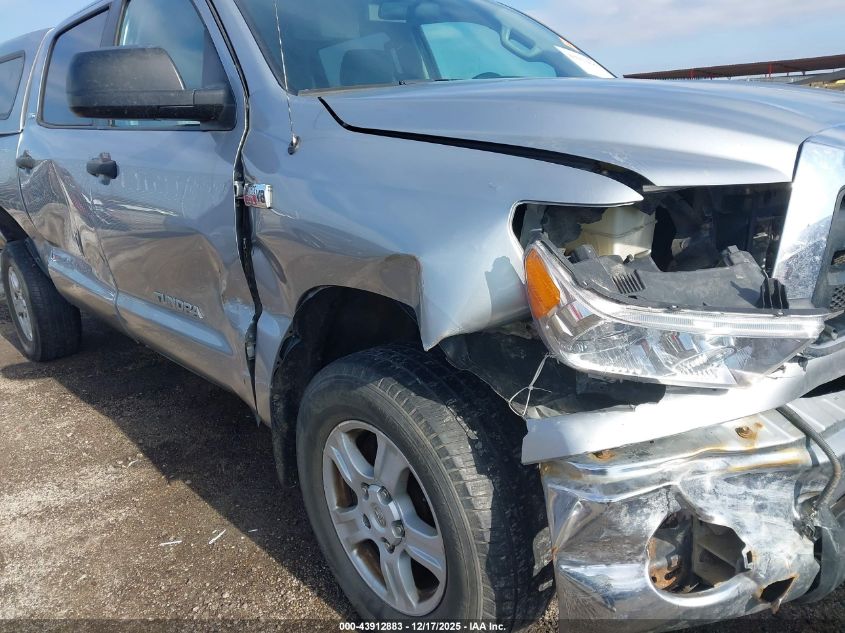 2011 Toyota Tundra Grade 5.7L V8 VIN: 5TFDW5F17BX194002 Lot: 43912883