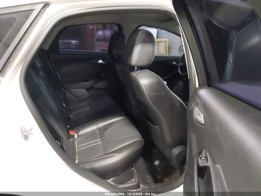 2014 Ford Focus Titanium VIN: 1FADP3N27EL226654 Lot: 43912982