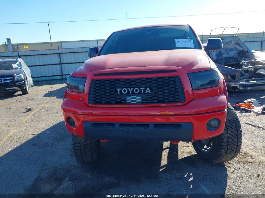 2008 Toyota Tundra Sr5 5.7L V8 VIN: 5TFDV54128X041123 Lot: 43913125